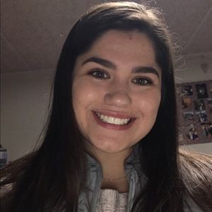 Meet your Posher, Briana